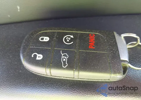 2021 Jeep Grand Cherokee Laredo X 4X4 z USA, uszkodzony, nr VIN 1C4RJFAG0MC856308